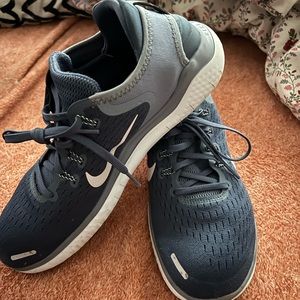 Nike Woman’s Free Rn Running Shoes - image 1